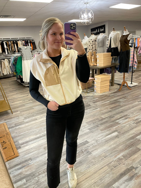 Oversized Fleece Vest - Cream