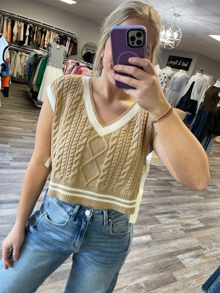 V-Neck Contrast & Bow Detail Sweater Vest - Tan/White
