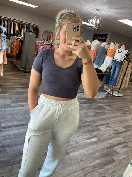 Seamless Scoop Neck Crop Top - Gray