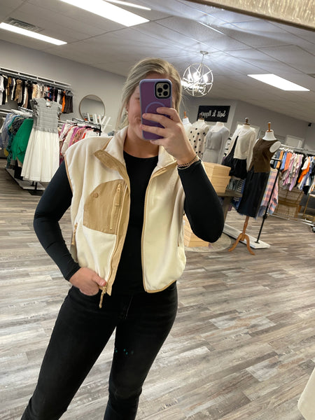 Oversized Fleece Vest - Cream