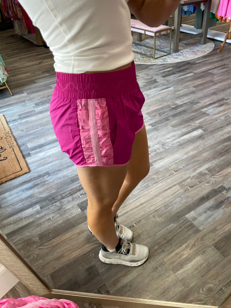 Side Contrast Active Shorts - Magenta