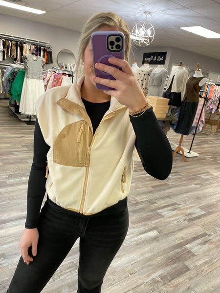Oversized Fleece Vest - Cream