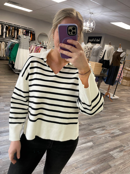 Stripe V-Neck Long Sleeve Sweater - White/Black