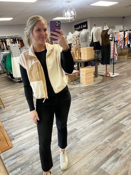 Oversized Fleece Vest - Cream