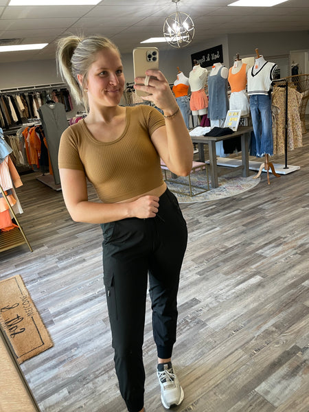 Seamless Scoop Neck Crop Top - Brown