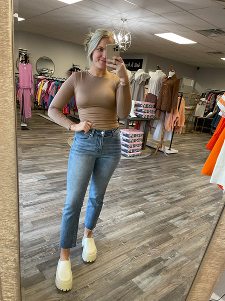 Mid-Rise Straight Cropped Jeans - Medium | Risen Jeans